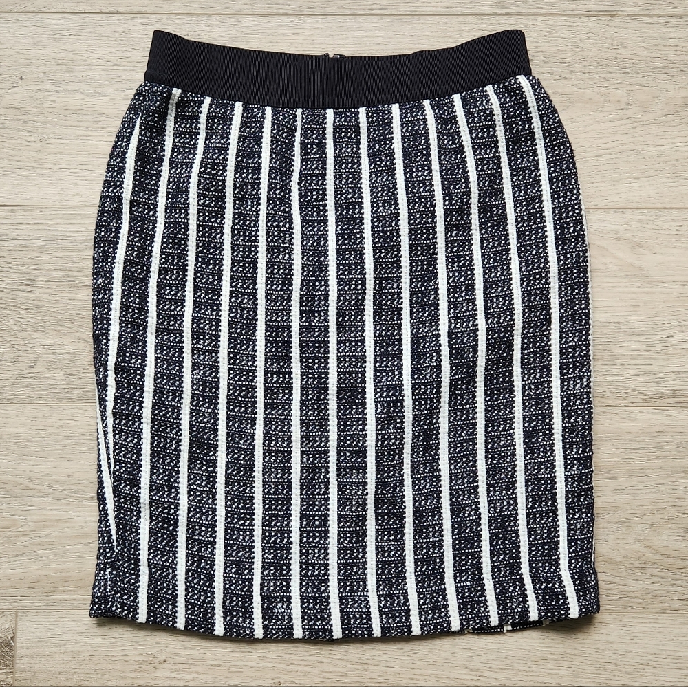 Ann Taylor Navy Blue White Striped Pencil Skirt Womens 2 Textured Tweed